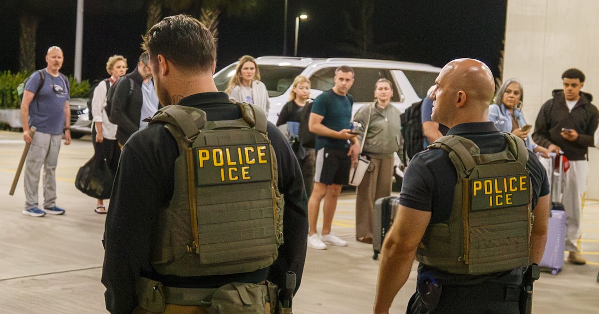 What Canadians should know as ICE agents patrol U.S. airports - CTV News