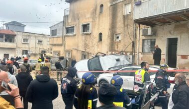 2 injured as Iran fires missile salvos at central Israel after 14-hour lull