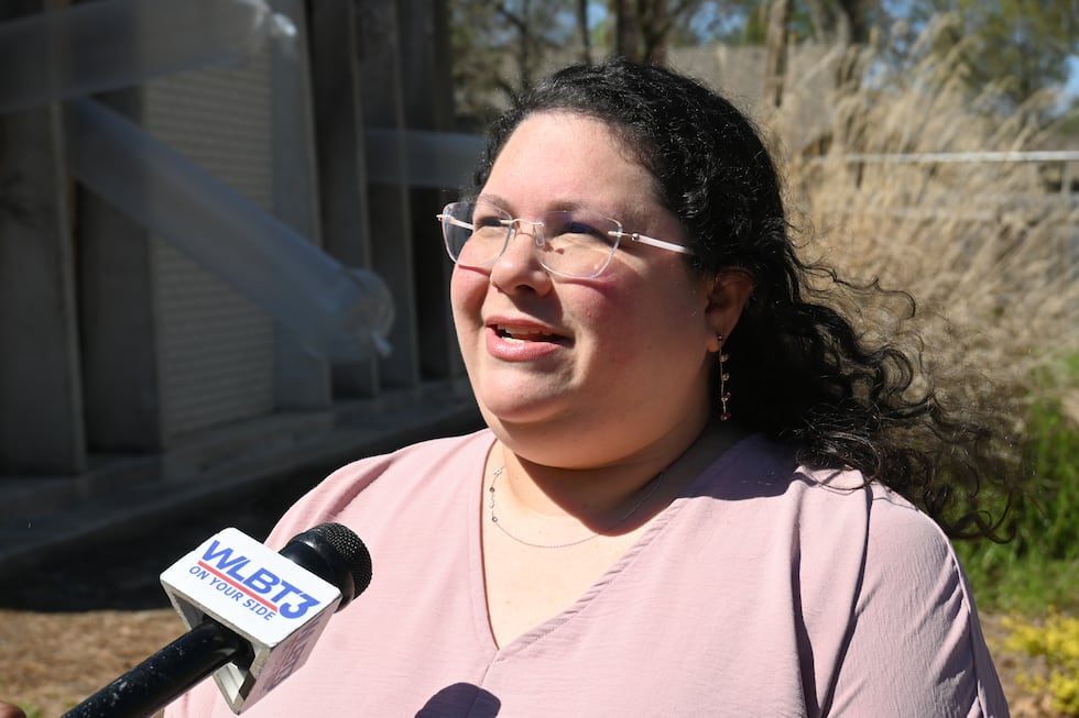 Sarah Thomas, first vice-president with the Beth Israel Congregation, speaks with WLBT.