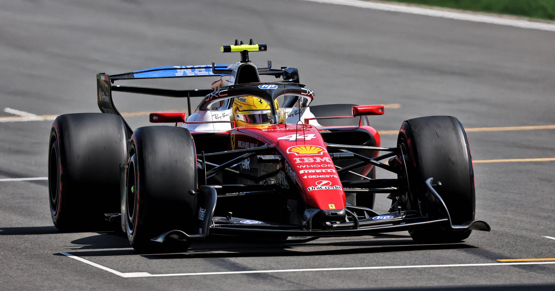 Lewis Hamilton puzzled by Ferrari decision over 'Macarena' rear wing