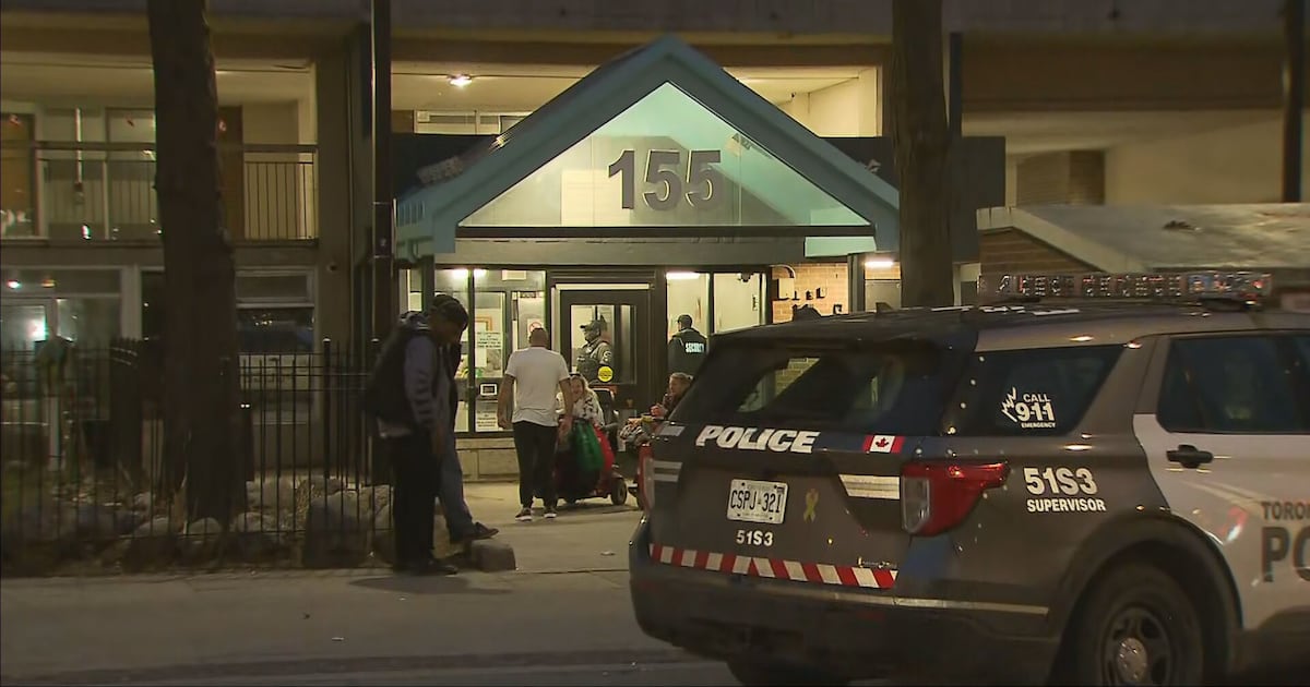 Man shot in Toronto's Moss Park area