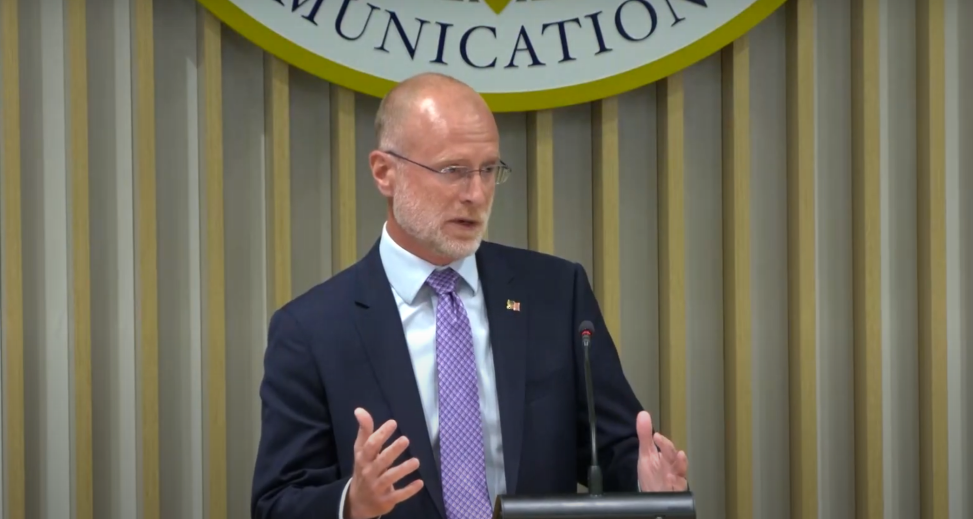 Carr Threatens Broadcast Licenses Over Iran War Coverage