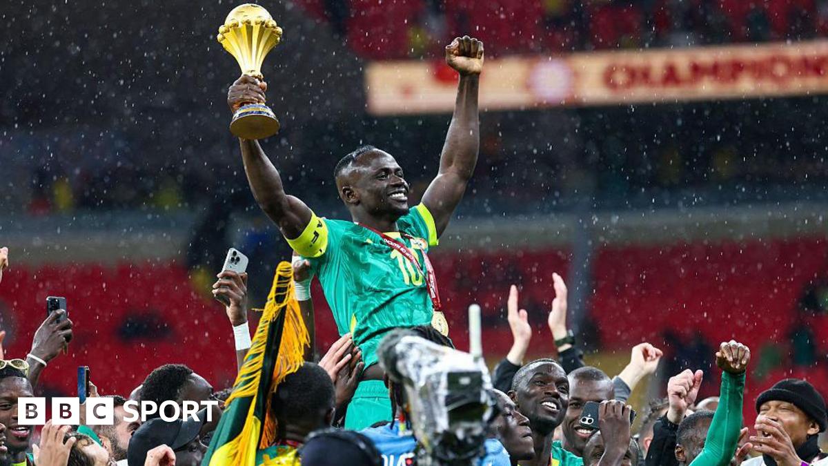 Senegal captain Sadio Mane celebrates winning Afcon