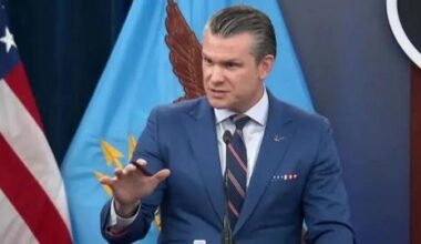 Israel-America Vs Iran: Uyu munsi ‘uraba ukaze kurusha iyi ndi’ mu bitero bya Amerika – Minisitiri w’ingabo