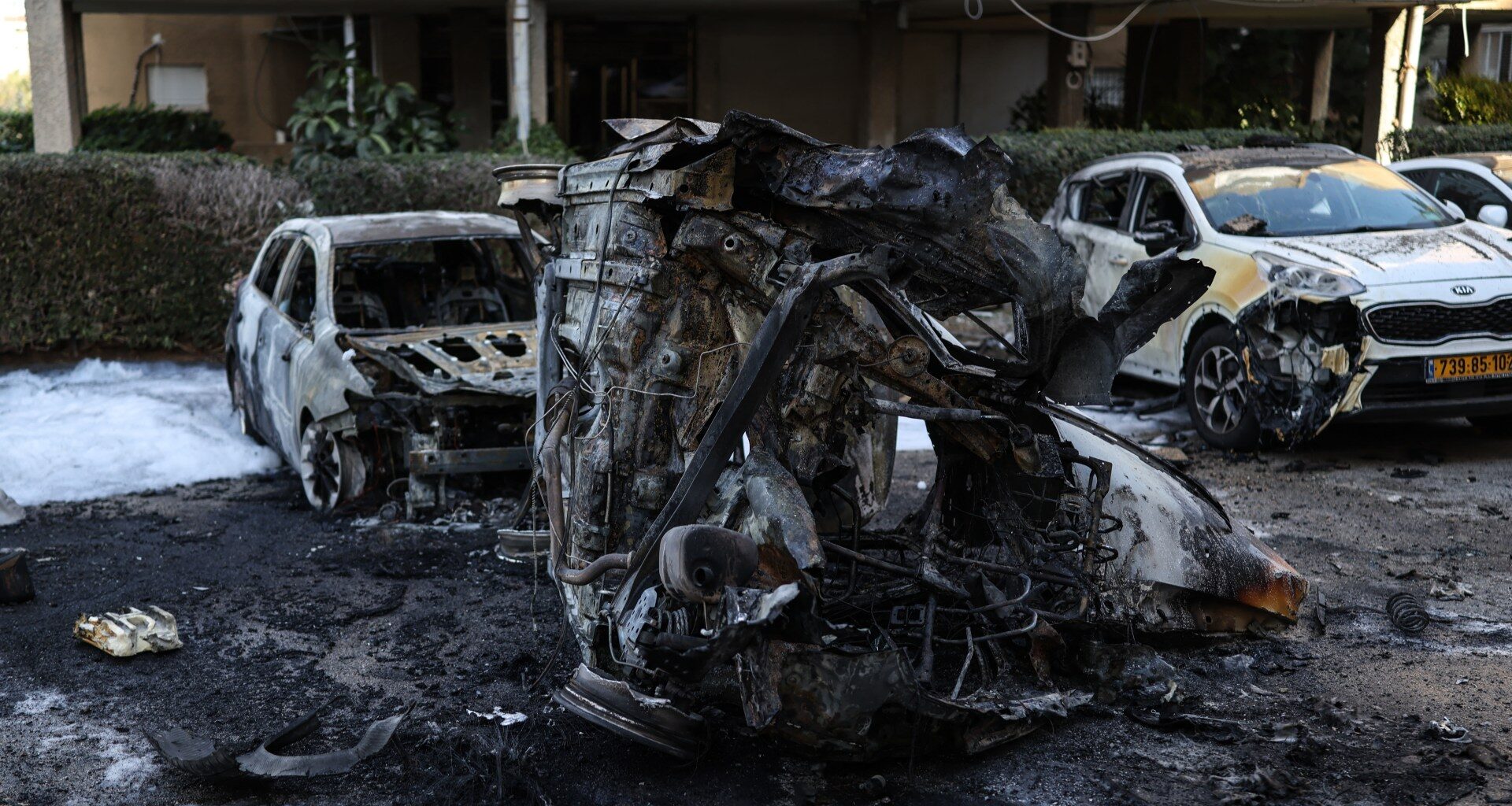 Israel, Iran continue attacks as war enters its fifth day, engulfs region | Israel-Iran conflict News