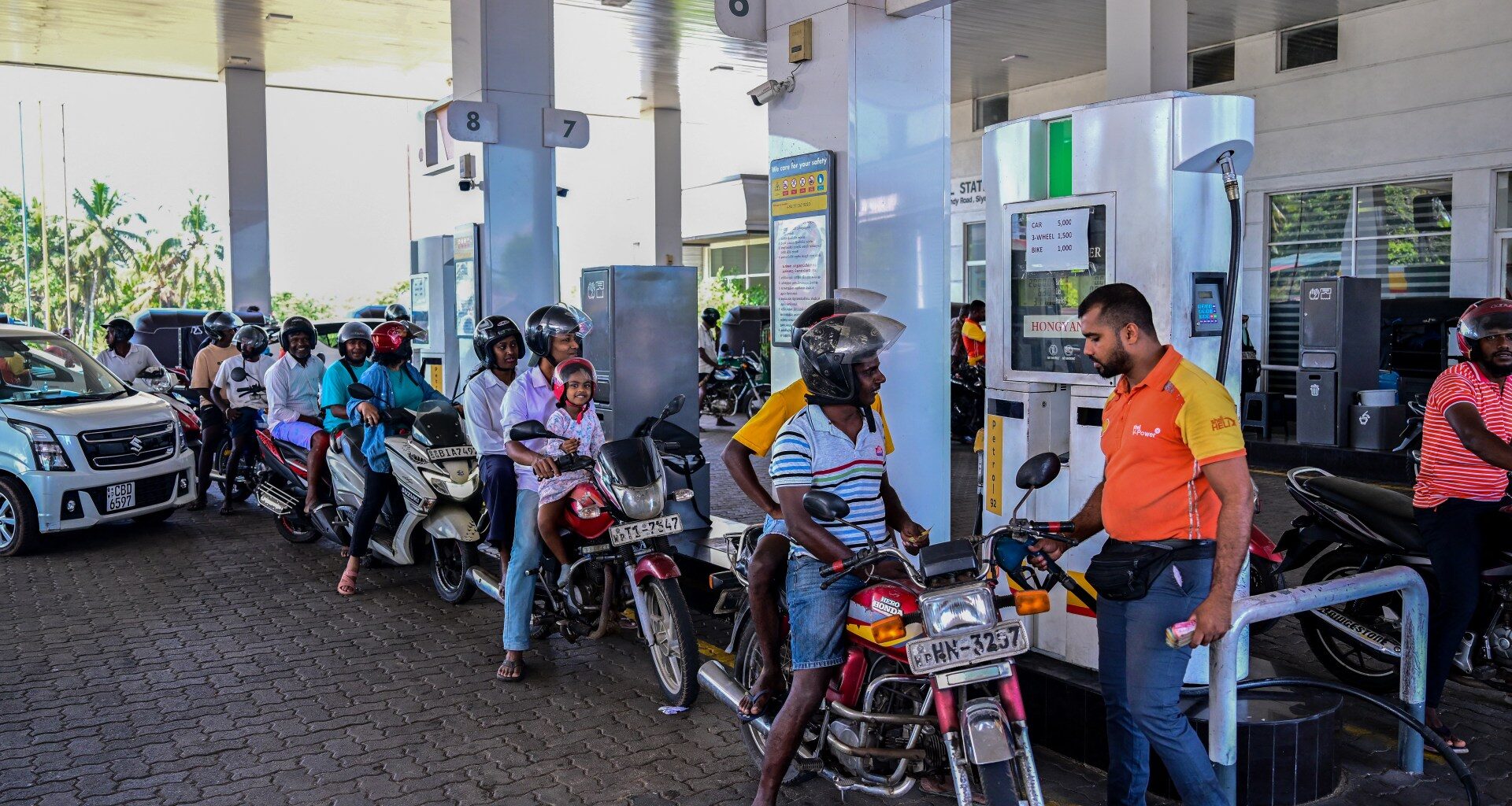 War on Iran: Can fuel rationing, remote work, short sleeves ease oil woes? | US-Israel war on Iran News