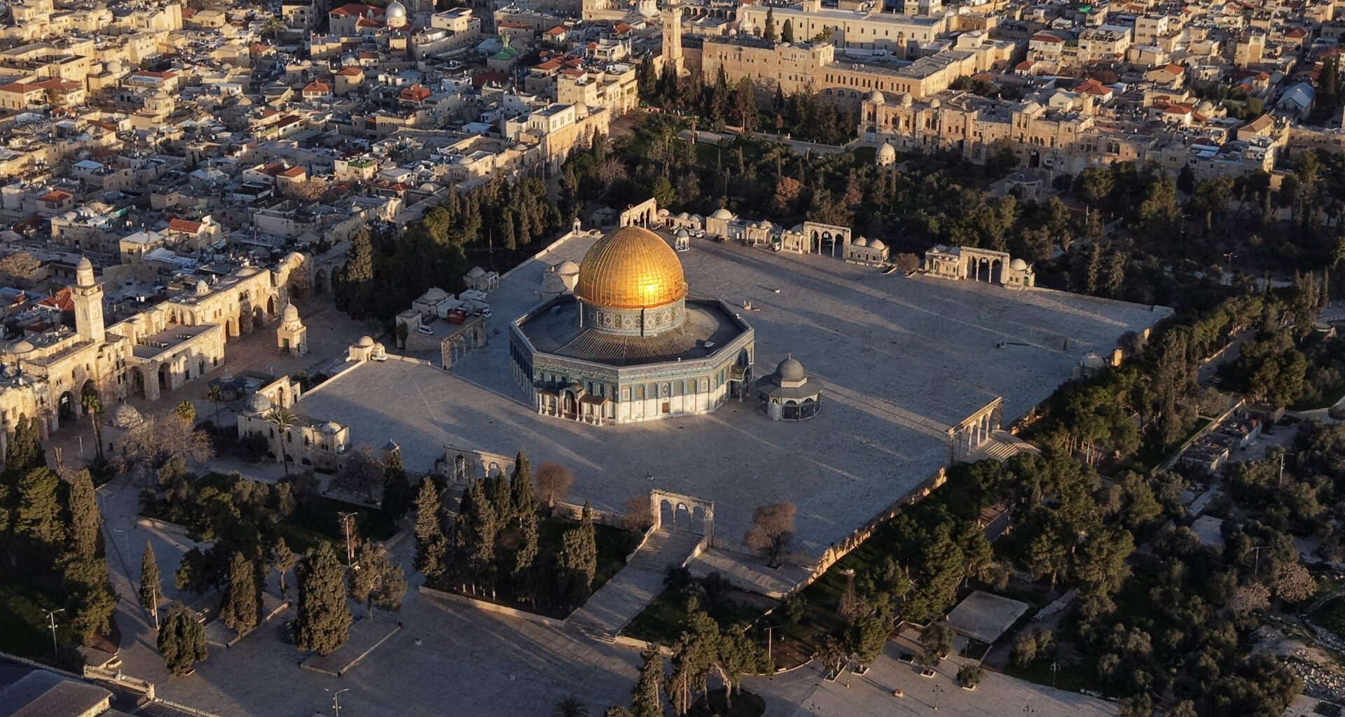 Exclusive: Israel to keep Al-Aqsa Mosque closed through Eid al-Fitr and beyond