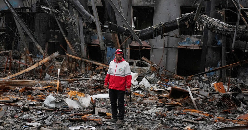 Iran warns U.S. troops will be "set on fire" if Americans launch ground operation