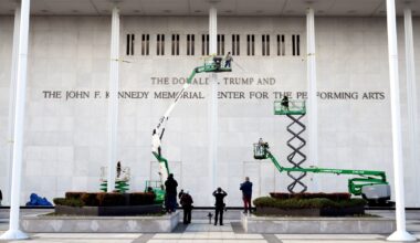 Kennedy Center Board Member Seeks to Stop Trump Name Change