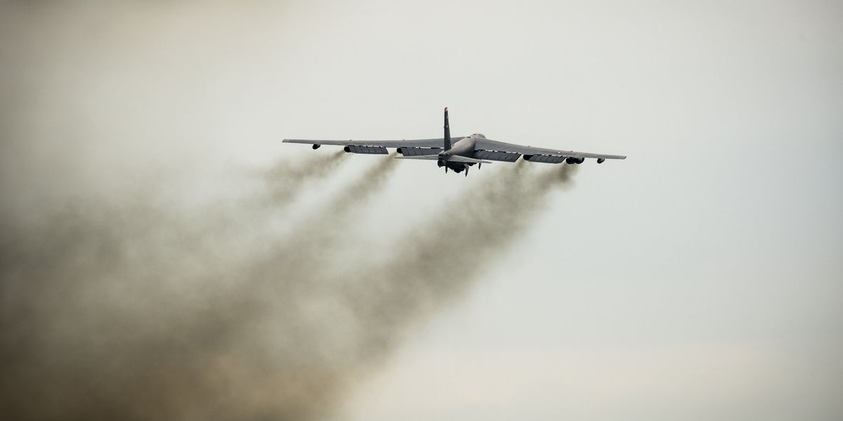 US war plane declares emergency mid-air while flying over Britain