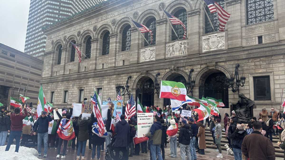 Demonstrators rally for second week in a row both for and against US military action in Iran