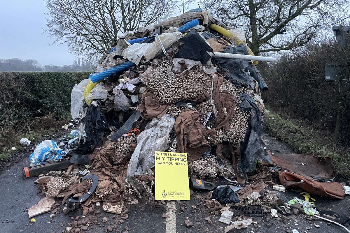 Fly-tipping drivers warned they risk losing their licence under new government proposals