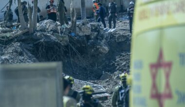 Plowing ahead in Israel's wartime