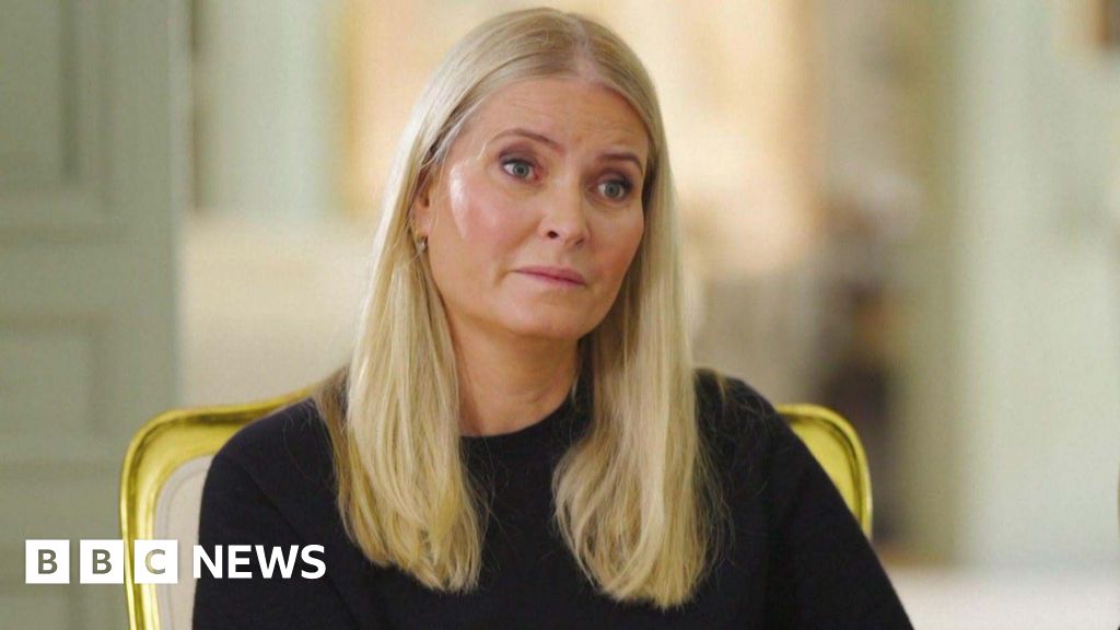 Norway's crown princess breaks silence on Epstein links: 'I was manipulated and deceived' - BBC