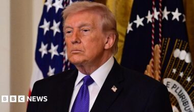 Trump in Mar-a-Lago war room