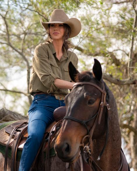 Kristi Noem takes a horse tour with Border Patrol agents in Brownsville, TX, Jan. 7, 2026.