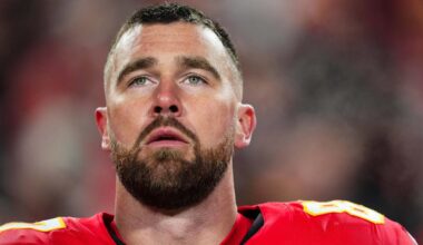 Travis Kelce re-signs with Chiefs for 14th season in Kansas City