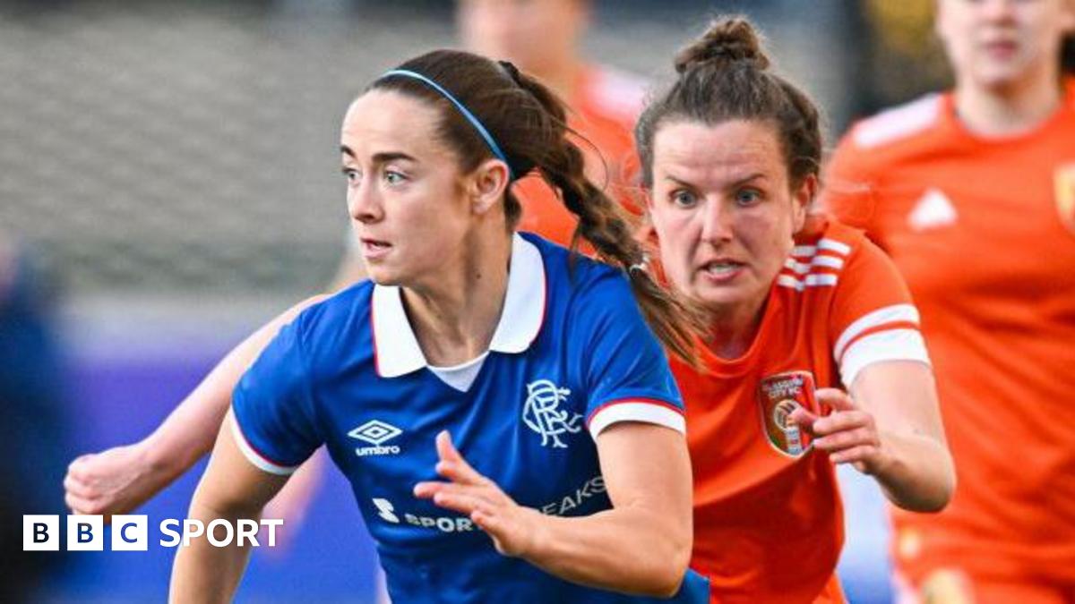 Glasgow City head coach Leanne Ross and Rangers head coach Leanne Crichton