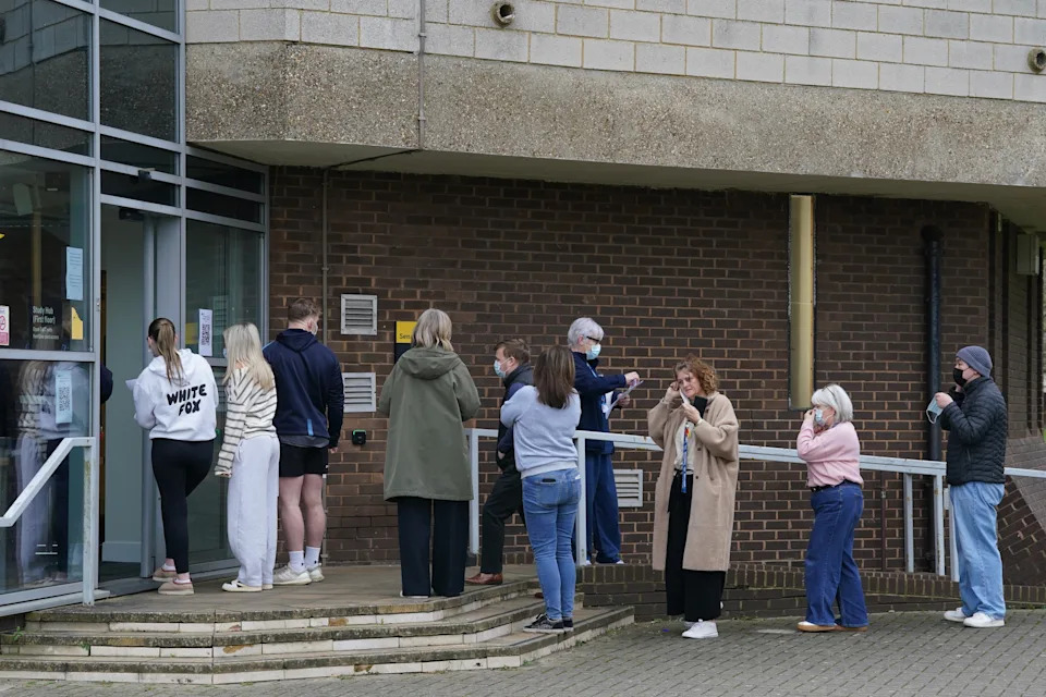 Students queuing for antibiotics outside a building at the University of Kent in Canterbury. Three schools have confirmed cases of meningitis after an outbreak killed two students and others were admitted to hospital. People who visited Club Chemistry in Canterbury, Kent, on March 5, 6 or 7 have been urged to get antibiotics. Picture date: Tuesday March 17, 2026. (Photo by Gareth Fuller/PA Images via Getty Images)