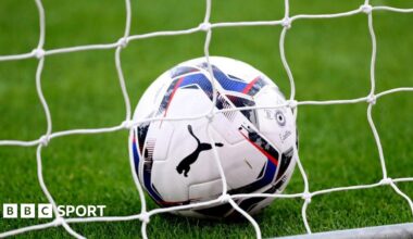 Wycombe Wanderers 1-2 Luton Town