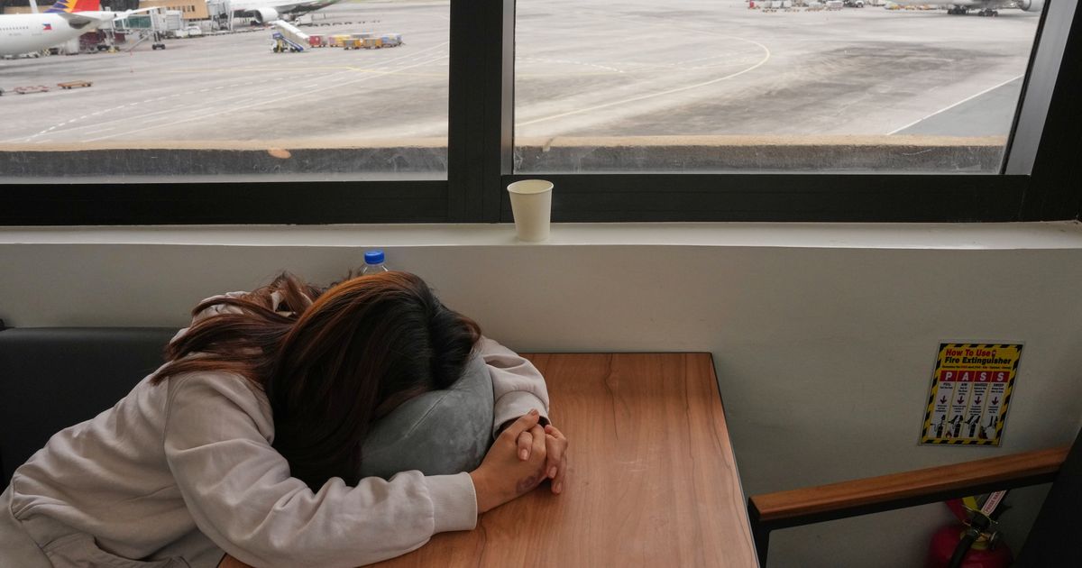 Gulf carriers resume some flights even as US-Israel strikes and Iran retaliation fuel travel chaos :: WRAL.com