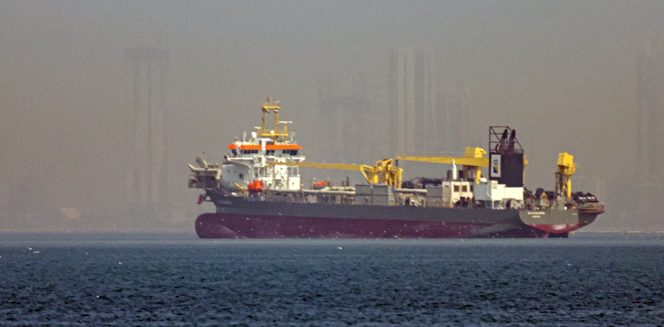 How the law of naval warfare applies to the Strait of Hormuz