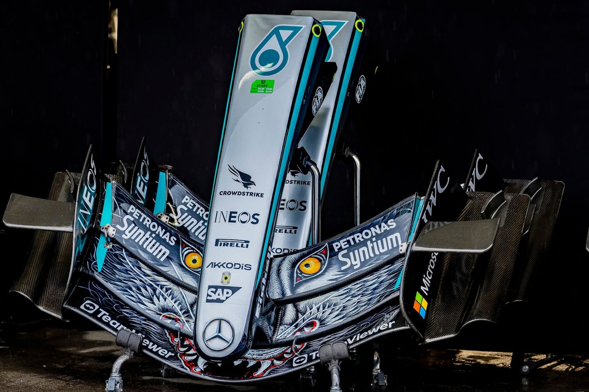Mercedes' "two-phase" front wing activation a reliability issue, not an exploit - Motorsport.com