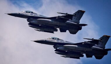 Fighter jets scrambled, flares deployed after plane spotted near Trump's Mar-a-Lago resort