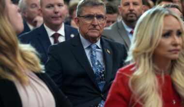 Justice Department reaches financial settlement with former Trump adviser Michael Flynn