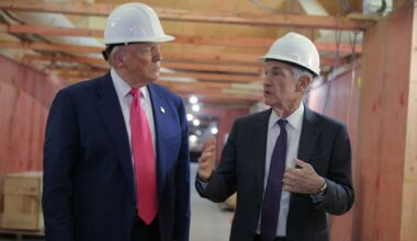 Prosecutor told judge no evidence existed to criminally pursue Powell over costly Fed renovations