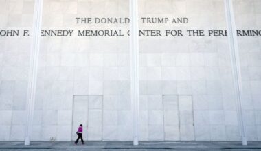 Trump administration must provide Kennedy Center renovation plans to board members before key closure vote, judge rules