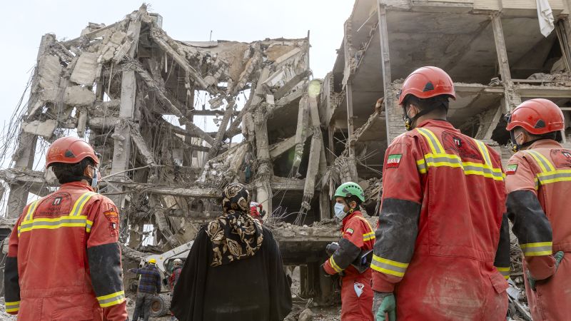 Live updates: Iran war; Trump extends pause on energy site strikes