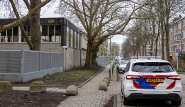 Amsterdam Jewish school struck by explosion in wave of antisemitic violence