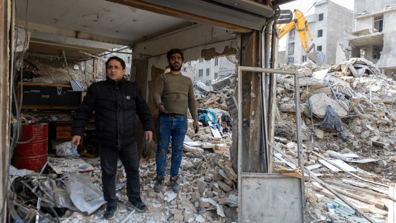 Live updates: Iran war news; crew killed in plane crash identified, F1 calls off Middle East races