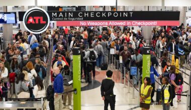 TSA official warns some airports could shut down if officers' sick calls climb: "A serious situation"