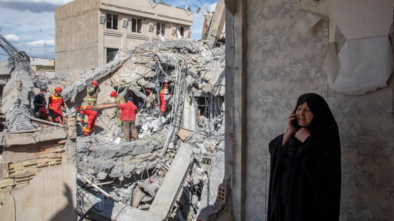 Iran threatens to ‘rain fire’ on US troops as possible ground war looms