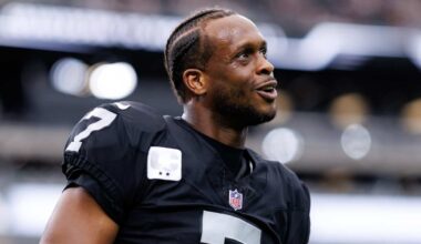 Raiders trading QB Geno Smith to Jets in late-round pick swap