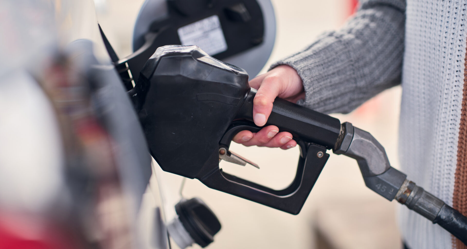 Toronto, GTA gas prices set for another jump Saturday