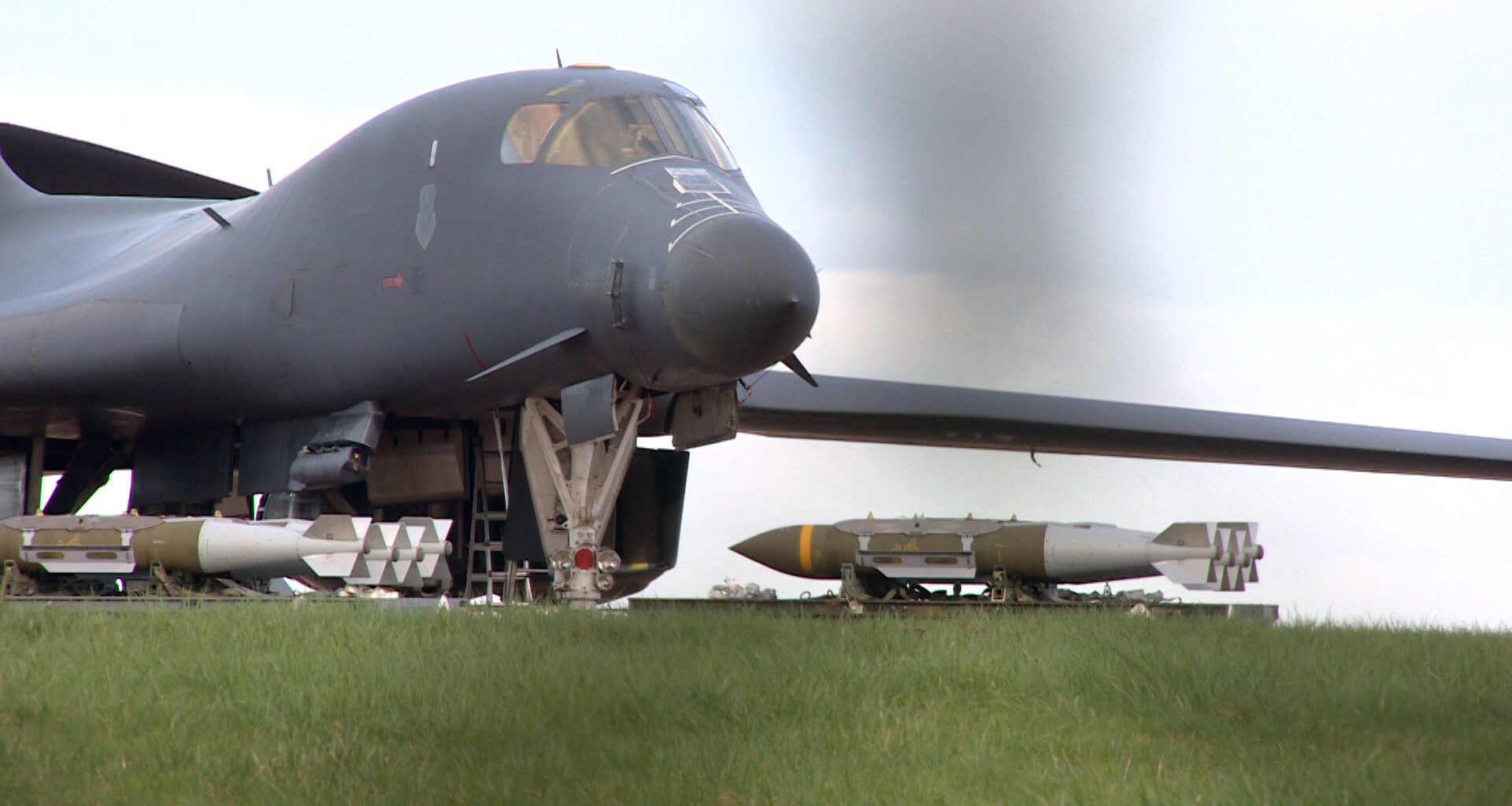 Bunker-busting bombs loaded onto US planes at UK airbase amid Iran war | US-Israel war on Iran News