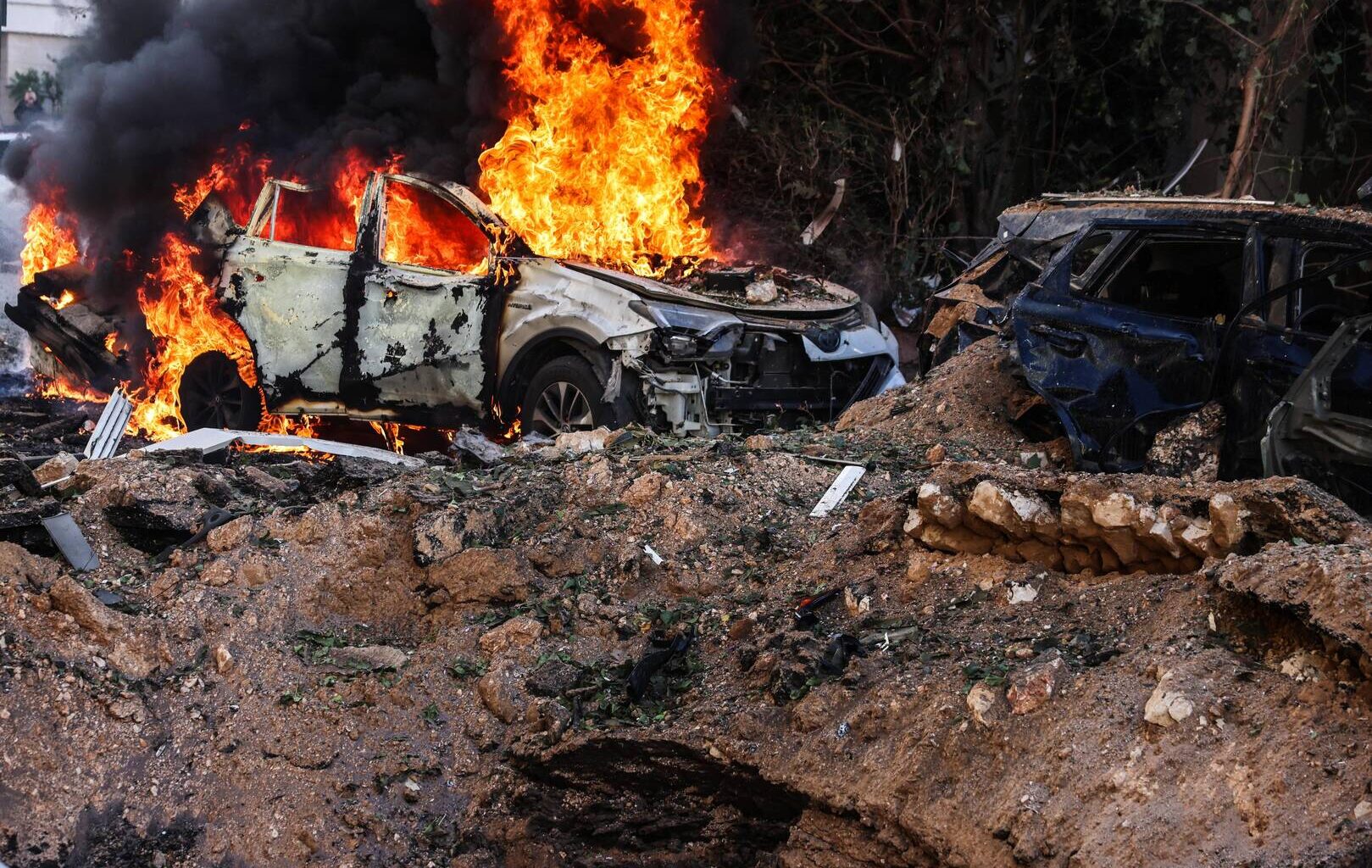 Iranian missiles cause injuries and major damage across Israel | Israel-Palestine conflict