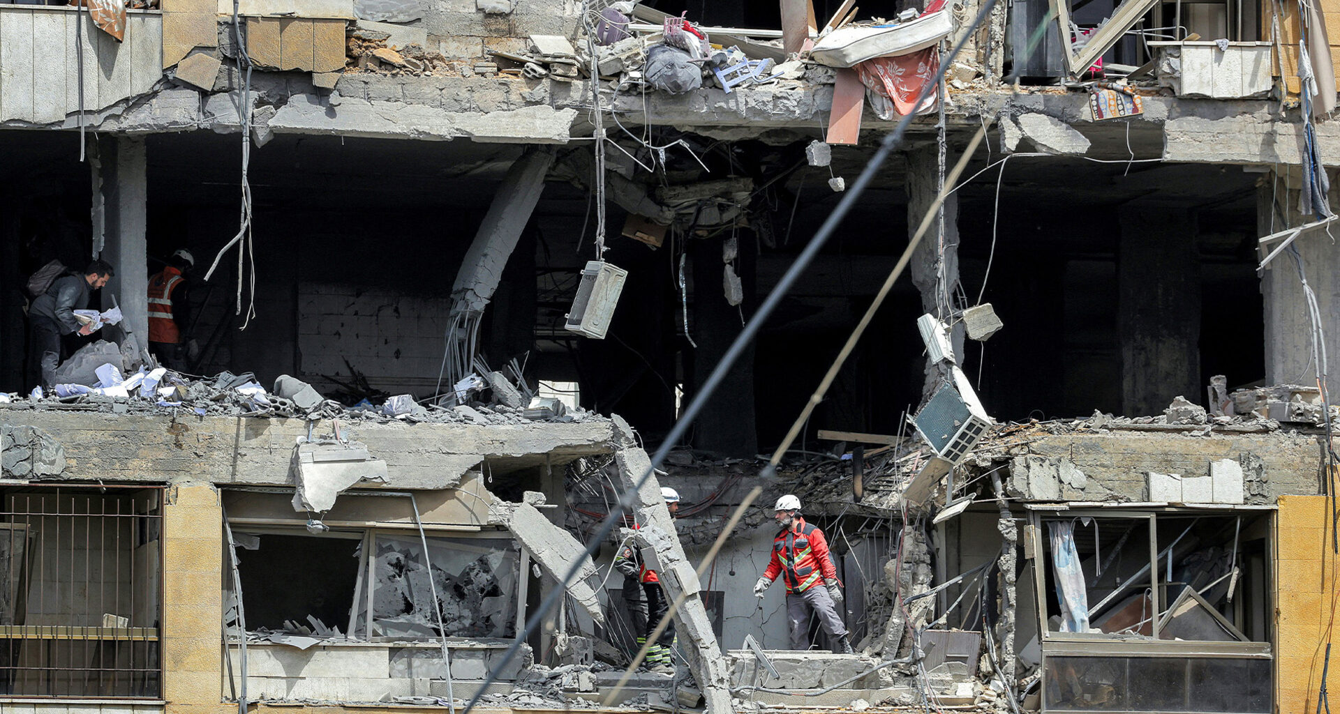 Beirut apartment damaged in Israeli strike | Israel attacks Lebanon