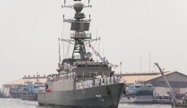 After sinking Iranian ship, did the US Navy commit a war crime?