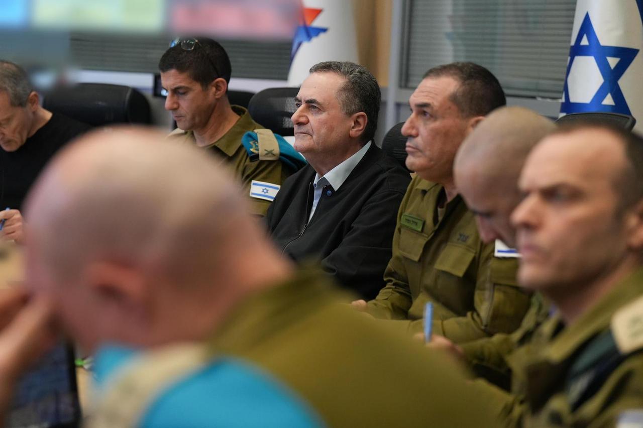 Israeli Defense Minister Israel Katz (2nd L) speaking during an assessment meeting with senior military officials, on March 25, 2026, in Israel. (Ariel Hermoni/IMoD/Handout)