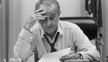 Budgets in Vietnam and Iran Wars Reveal Presidential Priorities