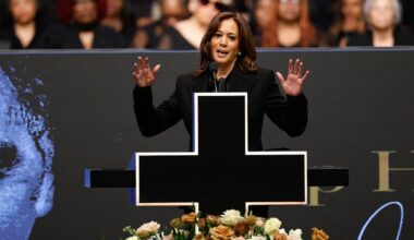 Kamala Harris Played The Hits At Jesse Jackson's Funeral