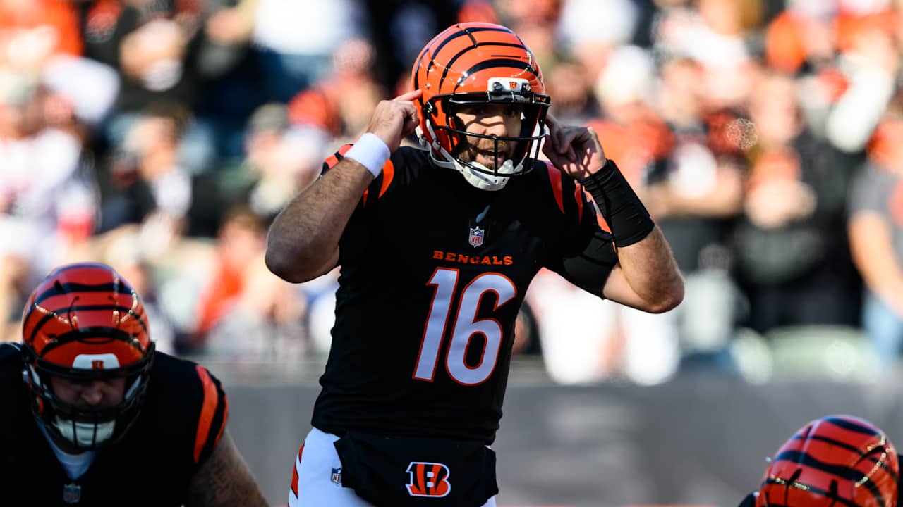 Joe Flacco Re-Signs with Bengals for 19th NFL Season