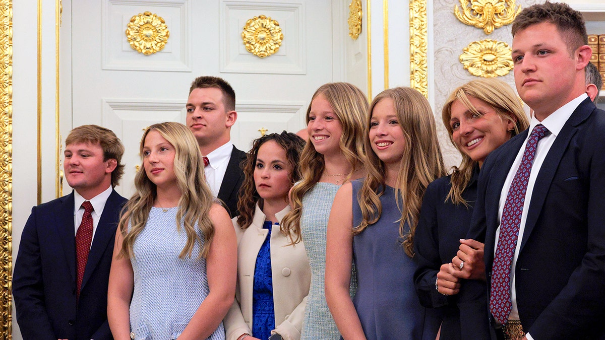 Markwayne Mullin's family