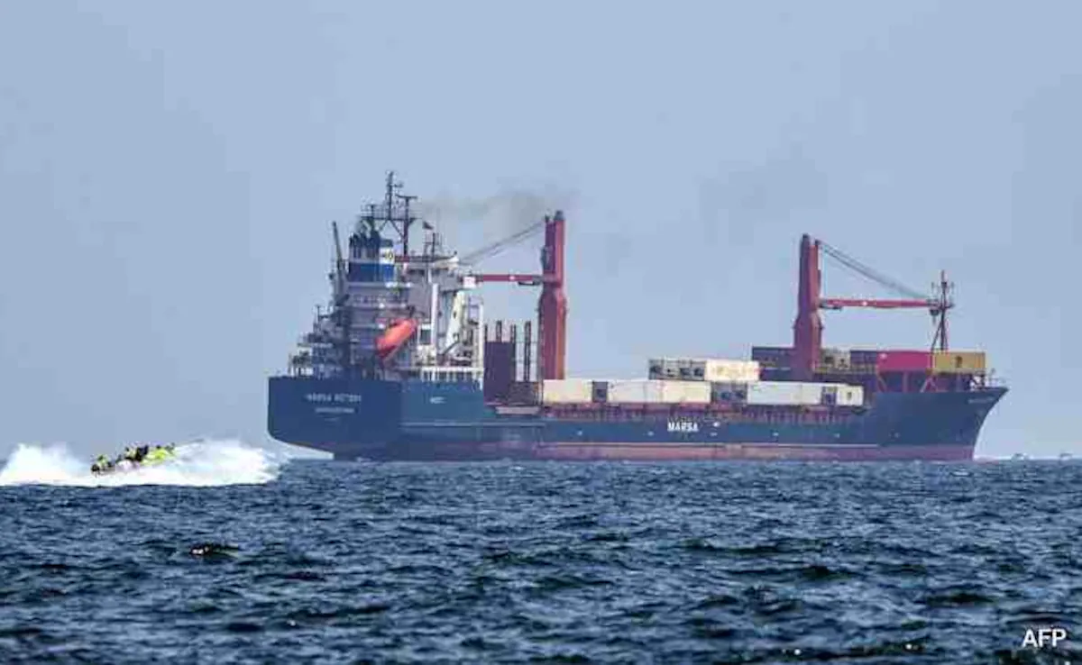 Iran Charges Ships $2 Million Toll To Pass Strait Of Hormuz