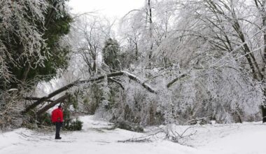 A storm in Ontario will bring up to 15 cm of snow, ice pellets and 'prolonged' freezing rain