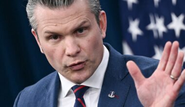 Hegseth Bars Photographers From Pentagon as Iran War Rages